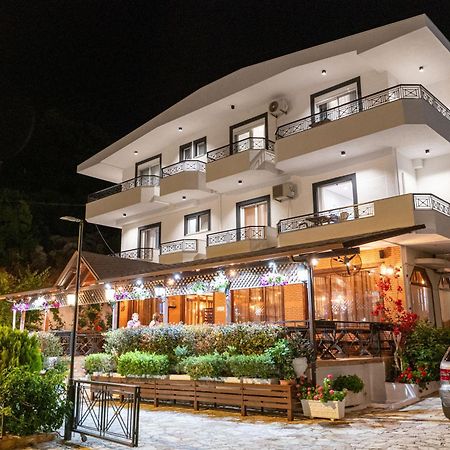 Sunkised Hotel Sarande Exterior photo