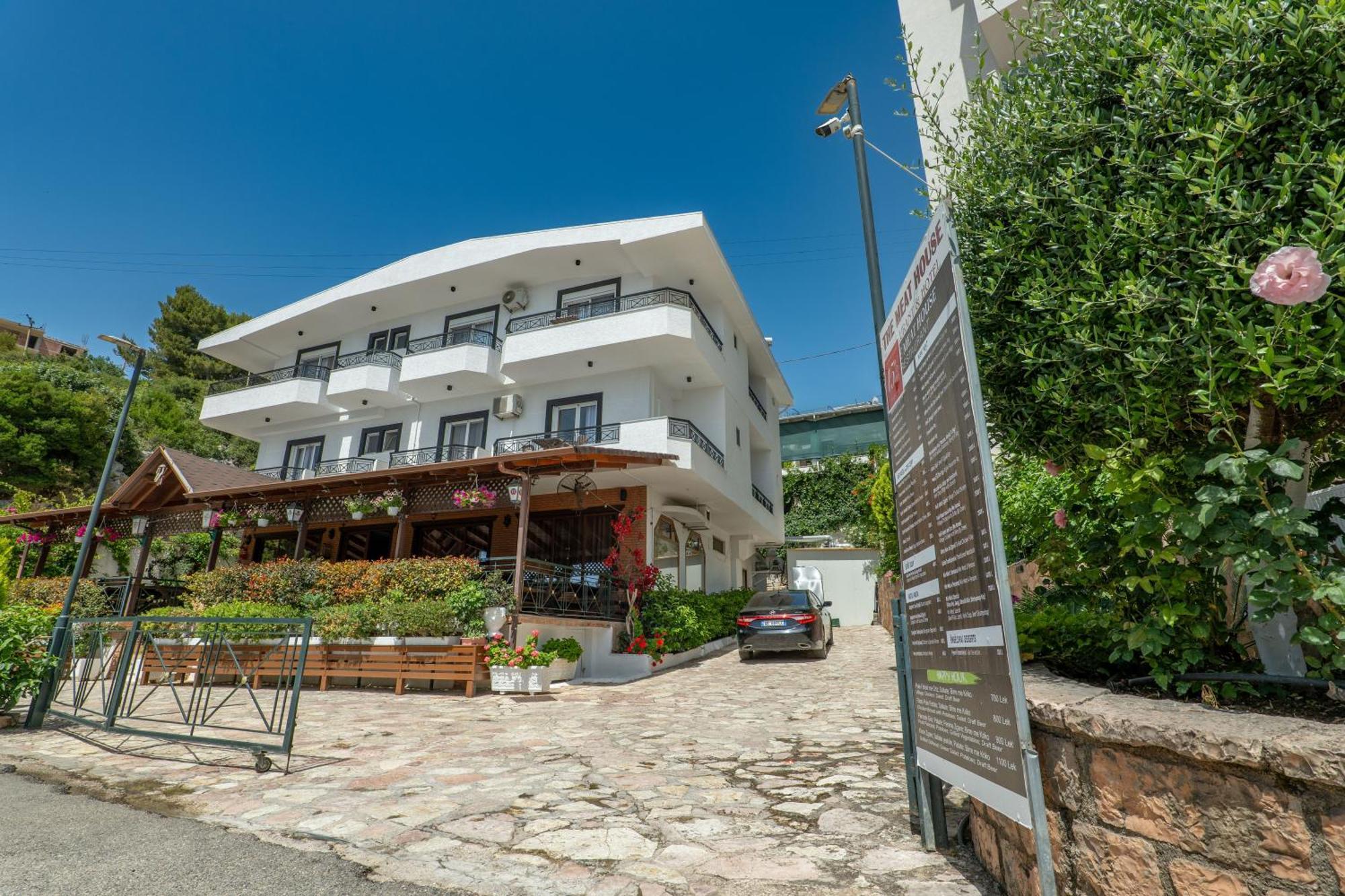 Sunkised Hotel Sarande Exterior photo