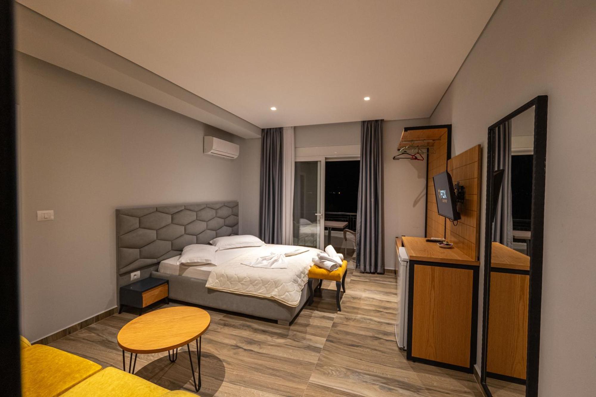 Sunkised Hotel Sarande Exterior photo