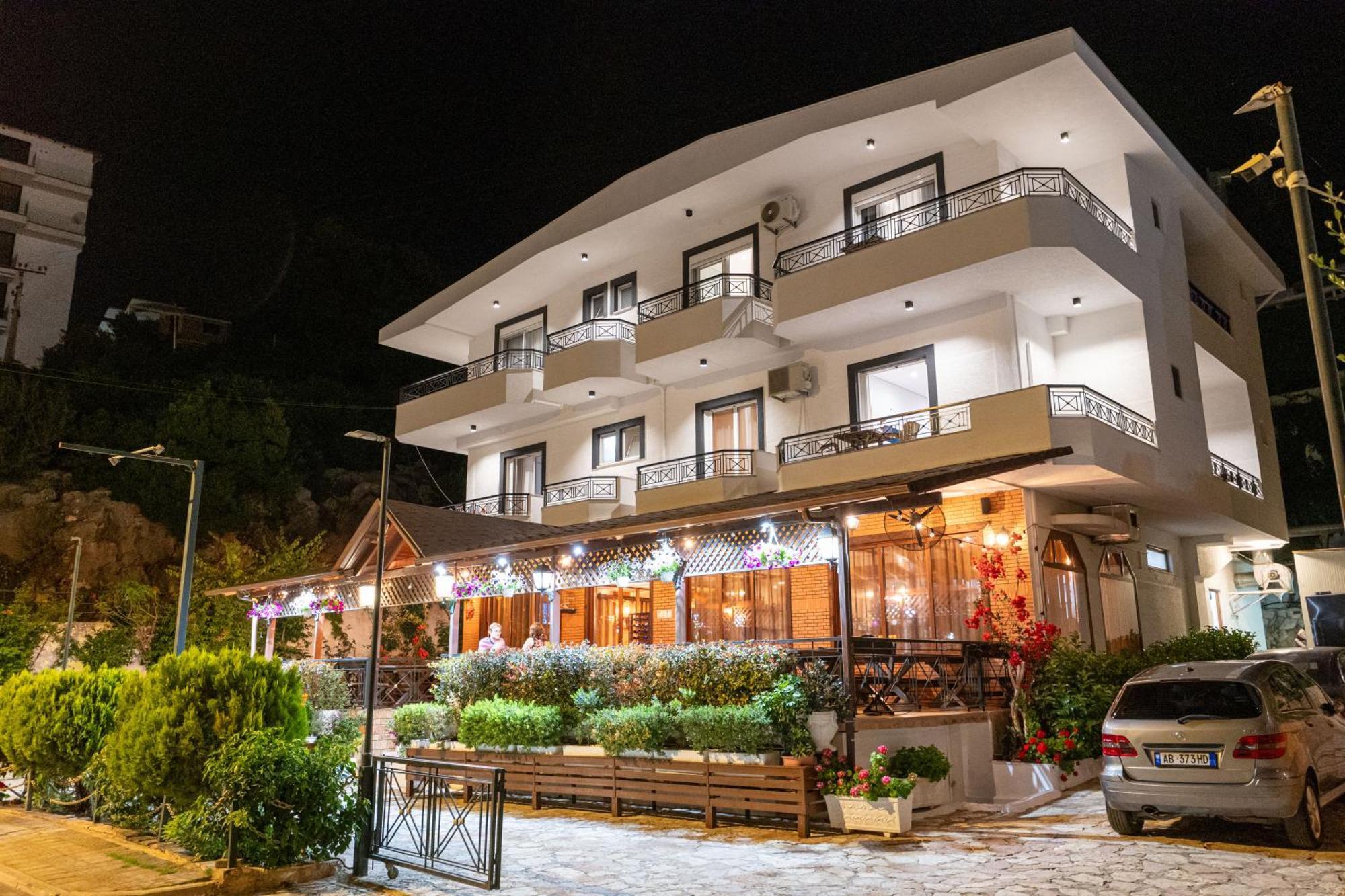 Sunkised Hotel Sarande Exterior photo